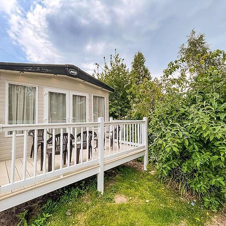 Hotel Beautiful 6 Berth Caravan With Decking At Southview Holiday Park Ref 33024O Skegness Exteriér fotografie