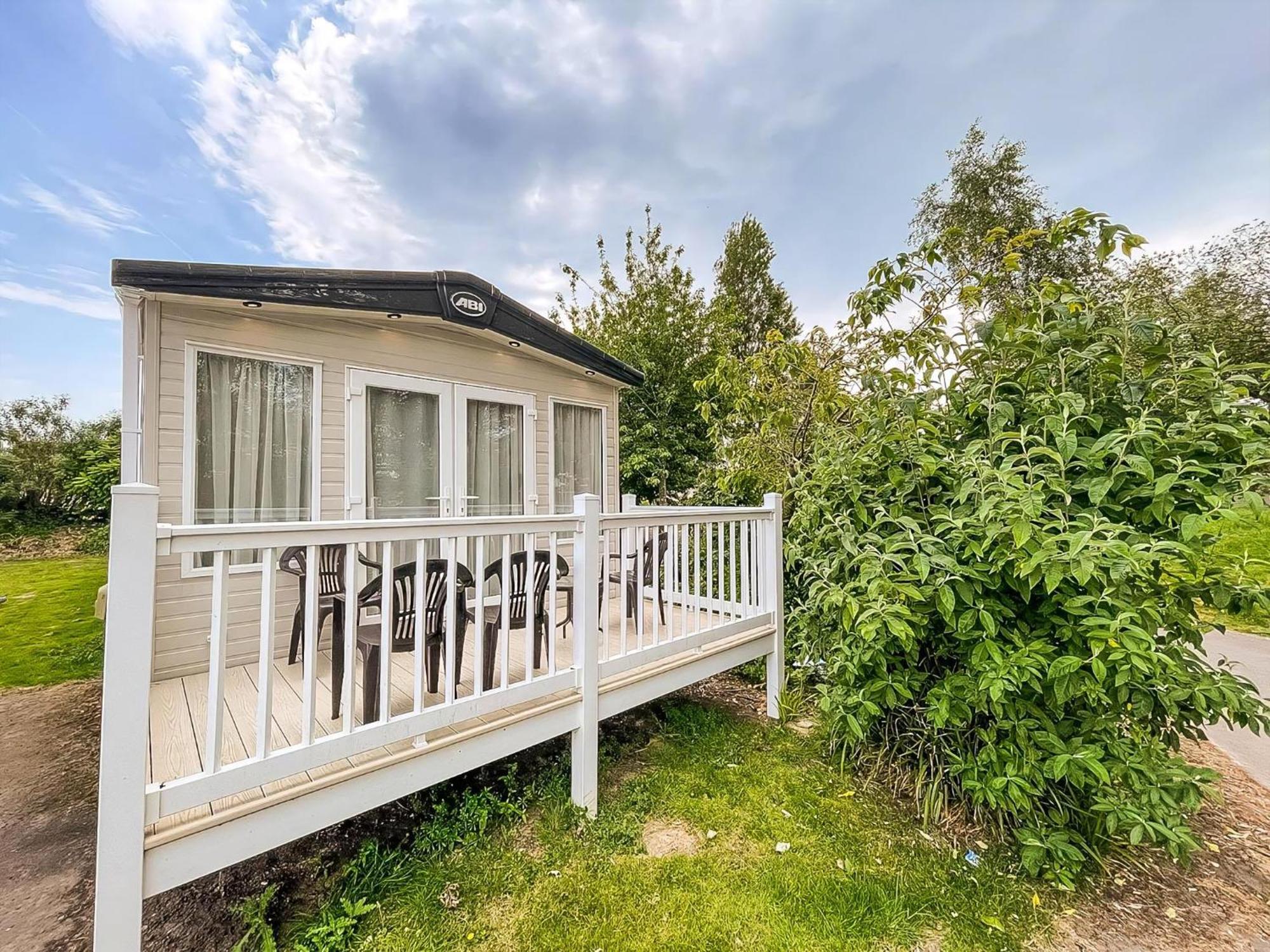 Hotel Beautiful 6 Berth Caravan With Decking At Southview Holiday Park Ref 33024O Skegness Exteriér fotografie